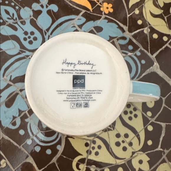 “HAPPY BIRTHDAY” Bone China Mug - Picture 4 of 4